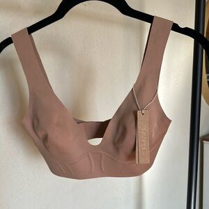 SKIMS BONDED CORSET GROUP PLUNGE BRALETTE SIZE:  XXS COLOR SIENNA NWT‎